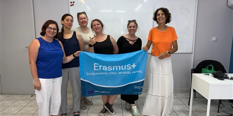 Powiększ grafikę: erasmus-627311.jpg